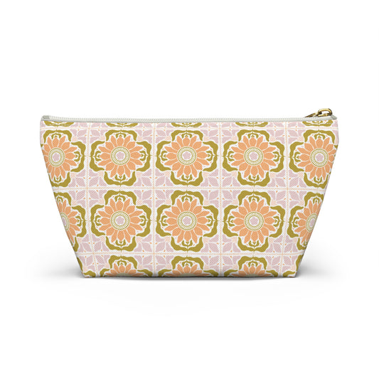 Retro Summer Pouch