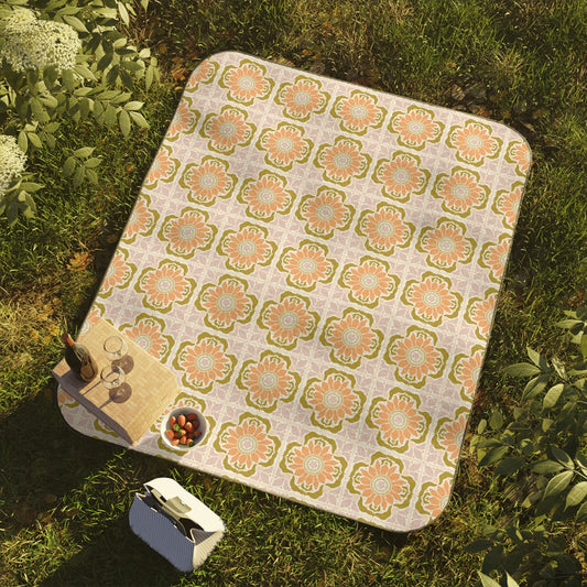 Retro Picnic Blanket (Water-resistant)